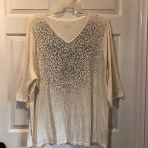 Cute Cream Color Leopard print top. 2X
